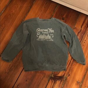 Christmas Tree Farm crew neck size L